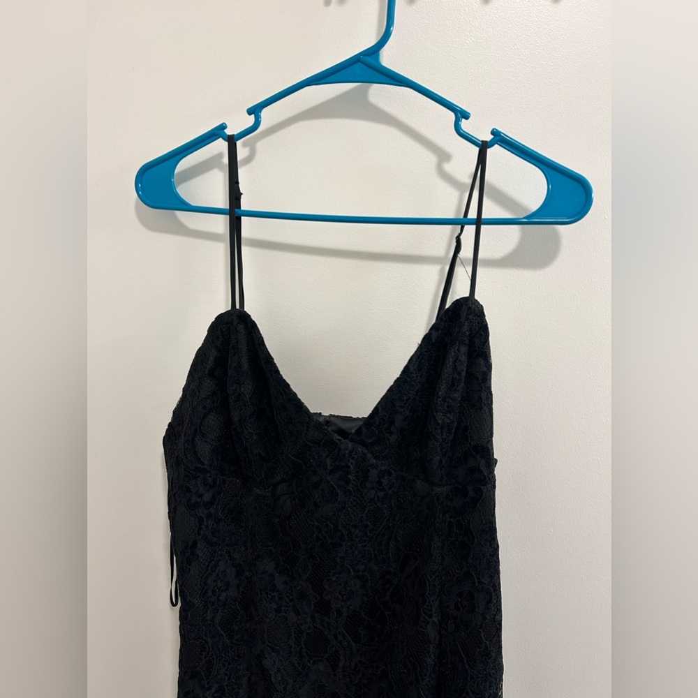 NWOT Bardot Black Lace Zip Up Midi Dress - Picture 3 of 9